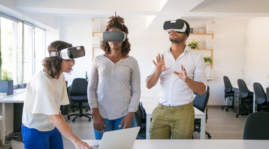 VR
